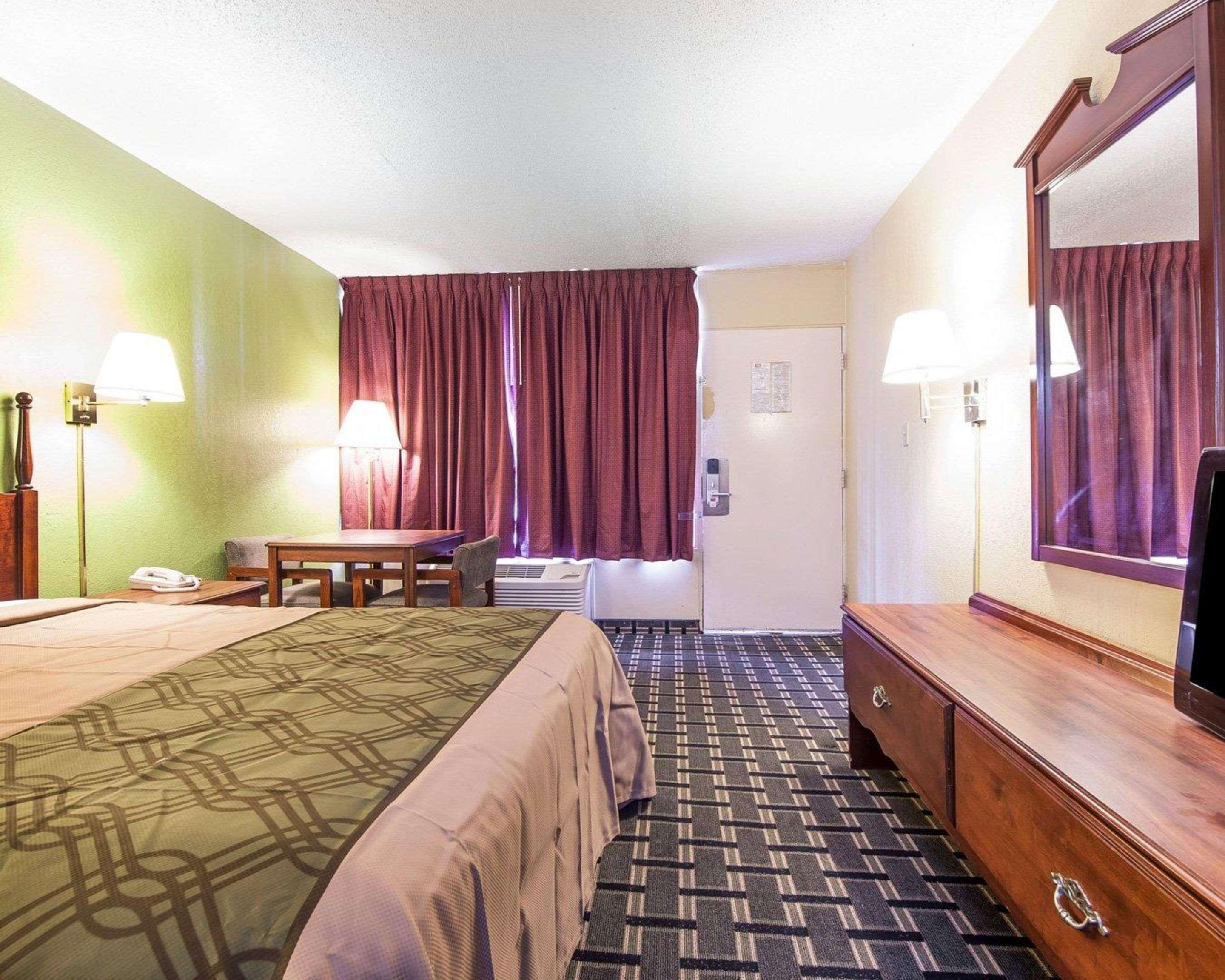 Econo Lodge Cleveland Eksteriør bilde
