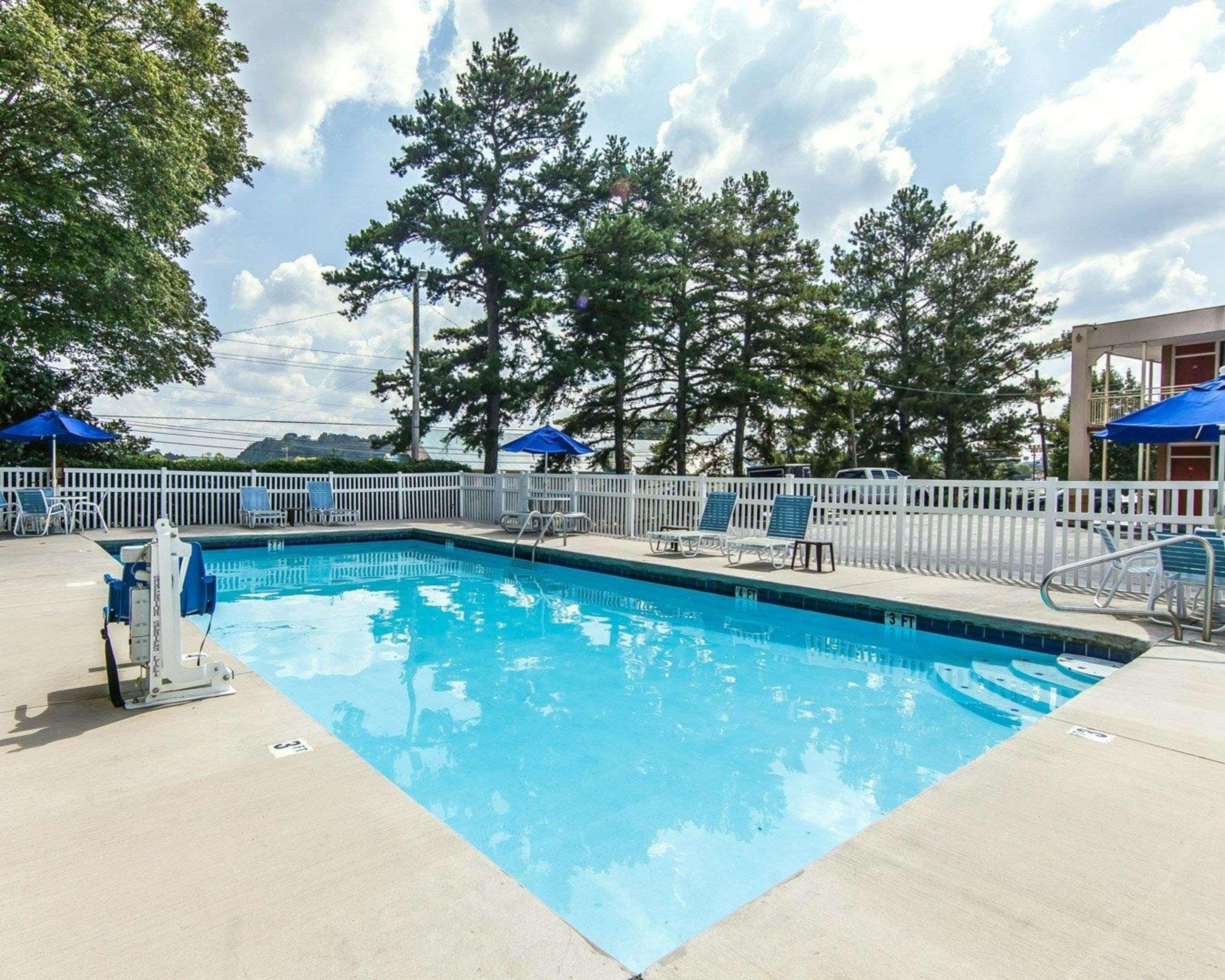 Econo Lodge Cleveland Eksteriør bilde